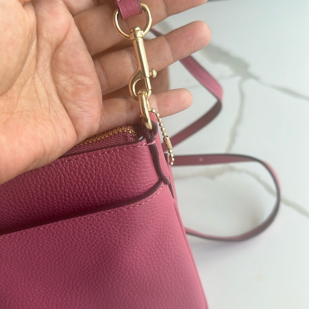 Brand new coach crossbody - Picture 12 of 16
